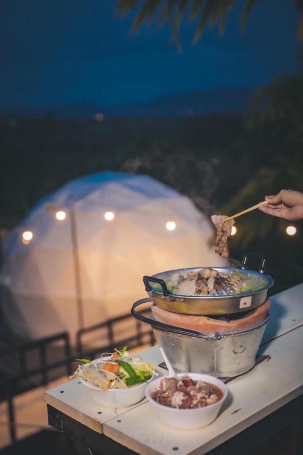 Luxury tent นรดีฮิวล์ รีสอร์ต เขาแผงม้า วังน้ำเขียว *